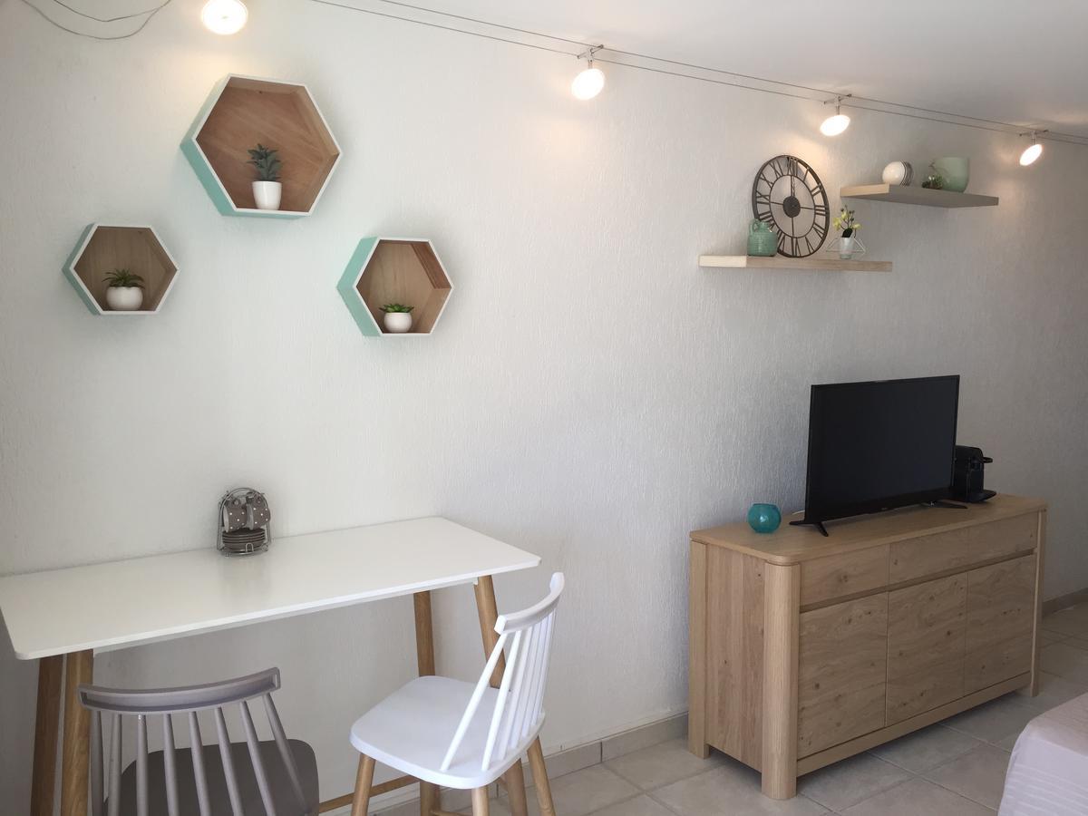 La Source Apartment เลอโกซิเยร์ ภายนอก รูปภาพ